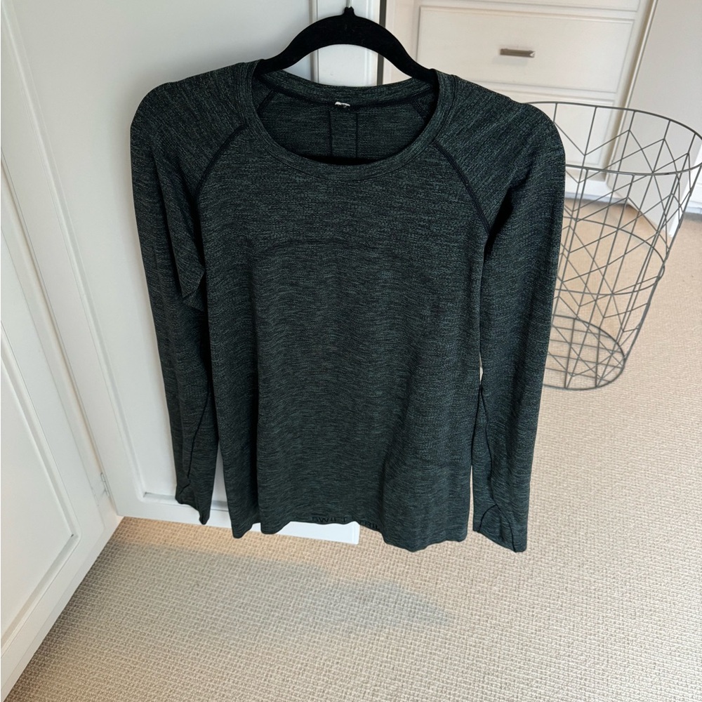 Lululemon Swiftly Tech Long Sleeve
